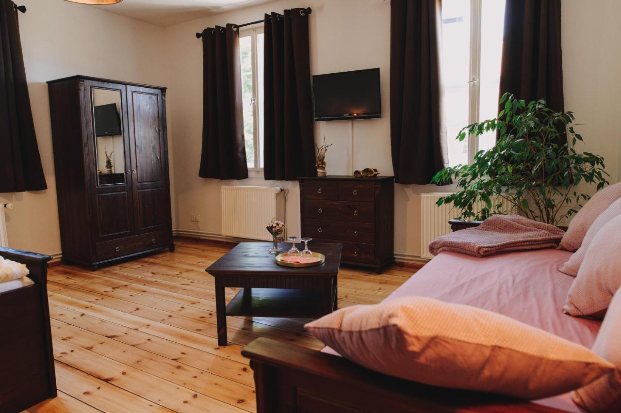 Gasthof Zum Hirsch Hotel Drehna Eksteriør billede